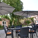 Karthaeuser Hof 3*