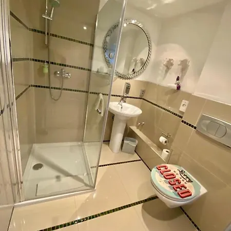 Szálloda Karthaeuser Hof 3*