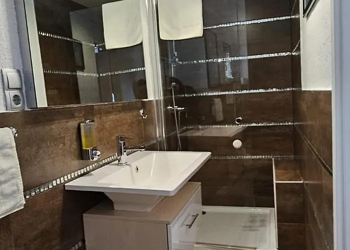 Karthaeuser Hof Szálloda Flörsheim am Main