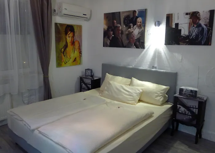 Karthaeuser Hof Szálloda 3*